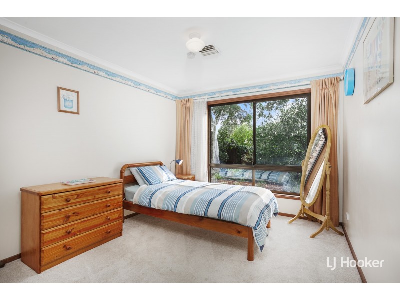 10 Lumholtz Place, Florey ACT 2615
