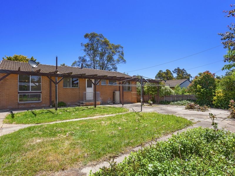 11 Rolland Place, Flynn ACT 2615