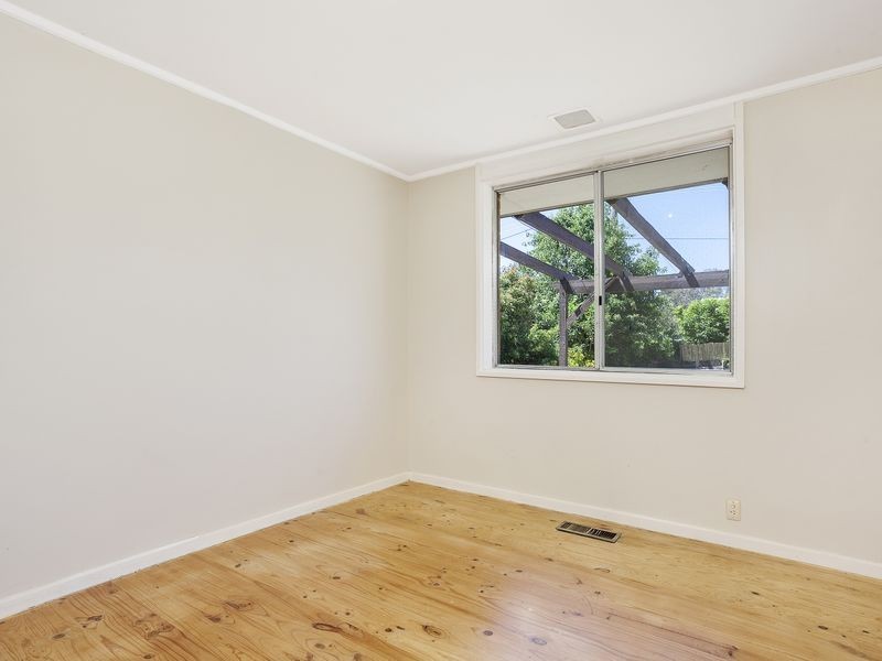 11 Rolland Place, Flynn ACT 2615