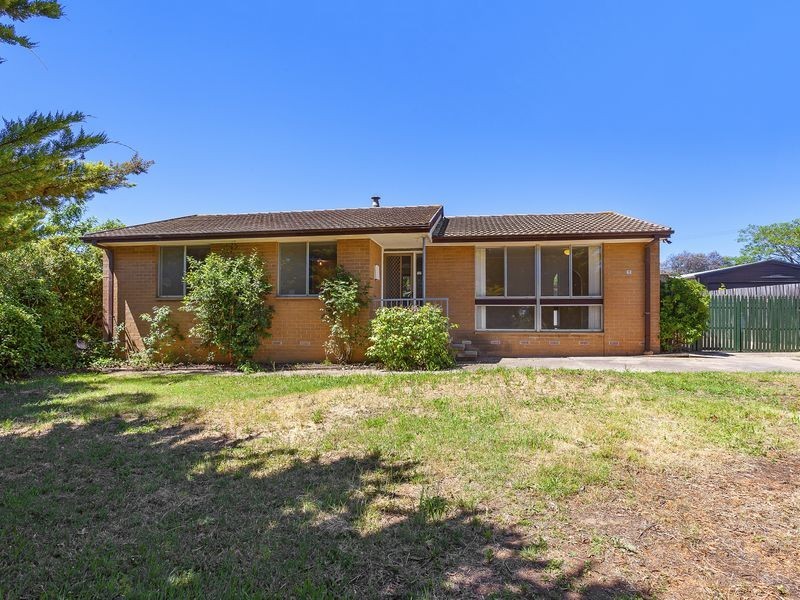 11 Rolland Place, Flynn ACT 2615