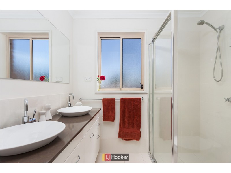 26 Siroset Close, Dunlop ACT 2615