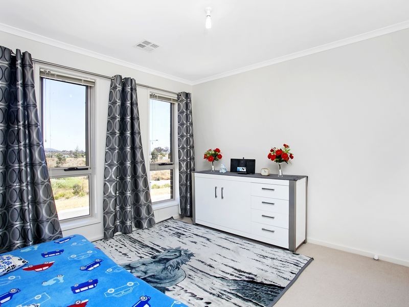 74 Bill Ferguson Circuit, Bonner ACT 2914