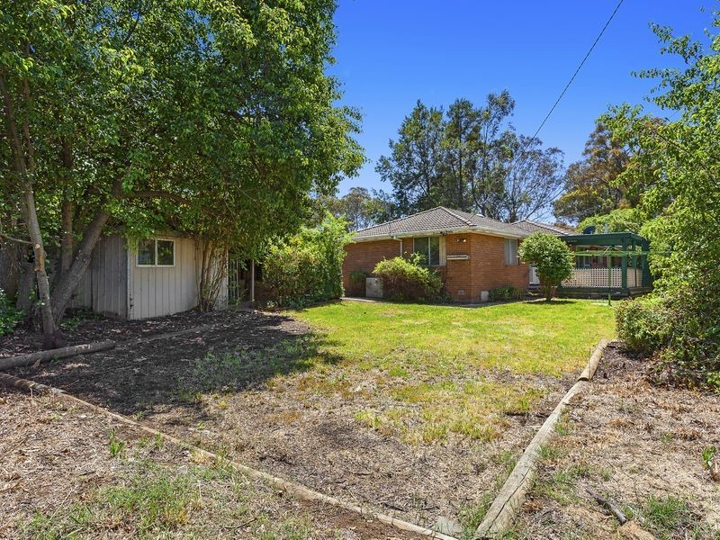 6 Stewart Crescent, Melba ACT 2615