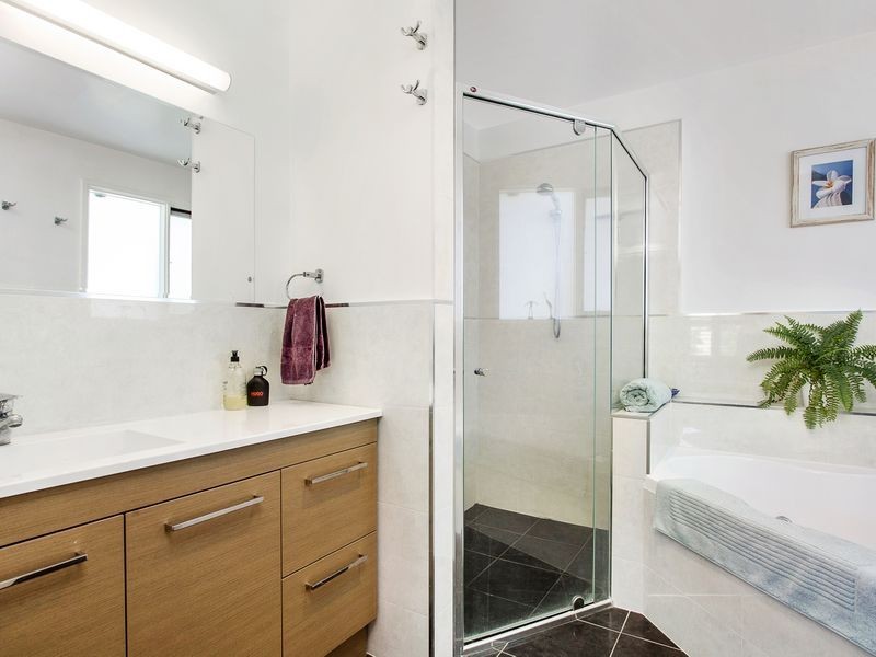 17 Hensman Street, Latham ACT 2615