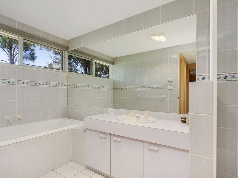 2/44 Pennefather Street, Higgins ACT 2615