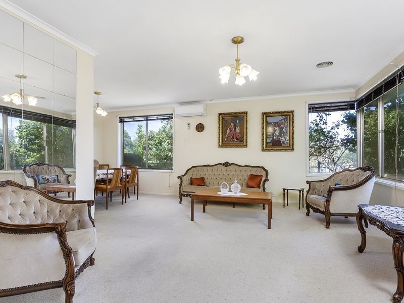 75 Belconnen Way, Weetangera ACT 2614