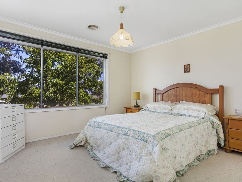 75 Belconnen Way, Weetangera ACT 2614