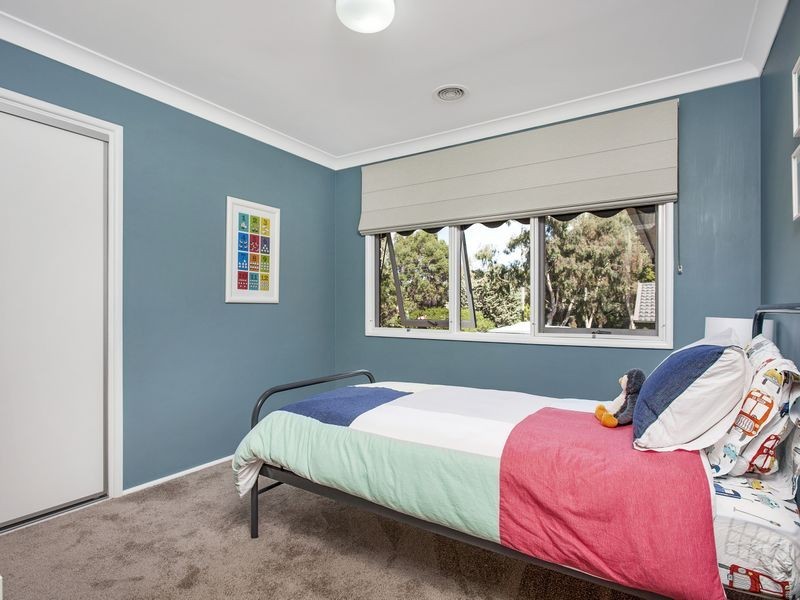 6 Garland Place, Spence ACT 2615