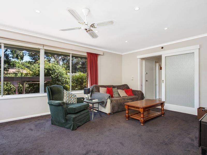 12 Wallis Place, Spence ACT 2615