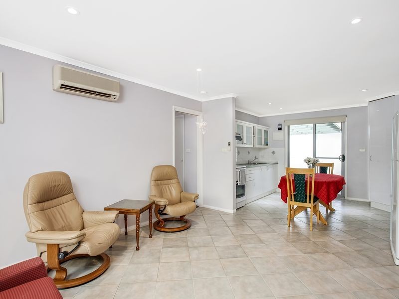 12 Wallis Place, Spence ACT 2615