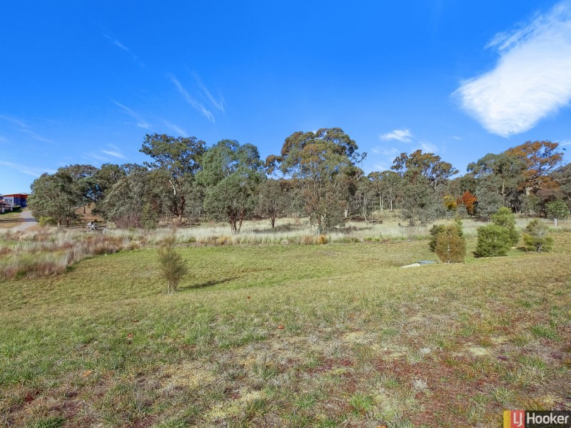 14 Cocoparra Crescent, Crace ACT 2911