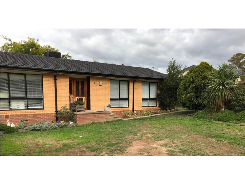 3 LLoyd Place, Kambah ACT 2902