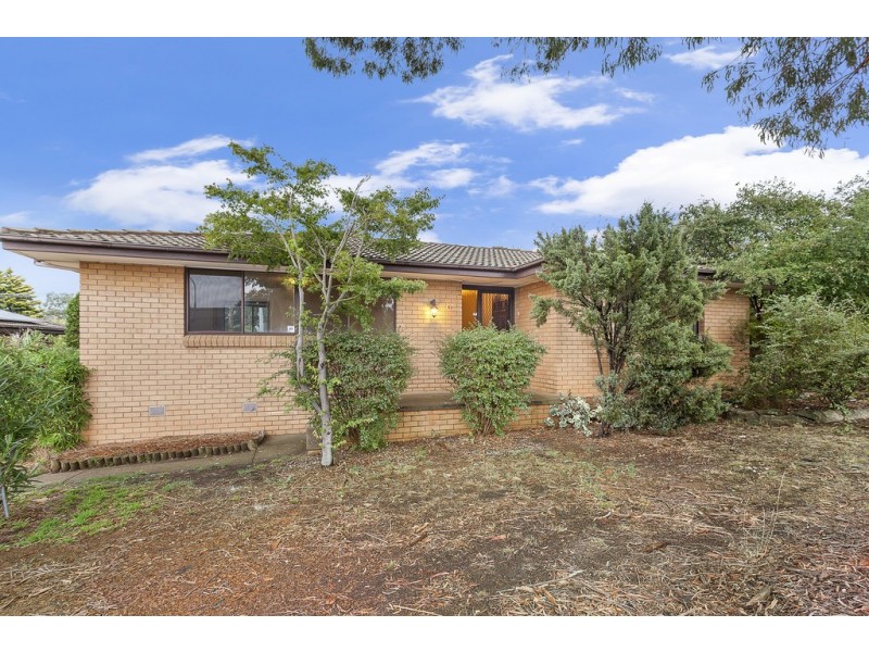 6 Centaurus Street, Giralang ACT 2617