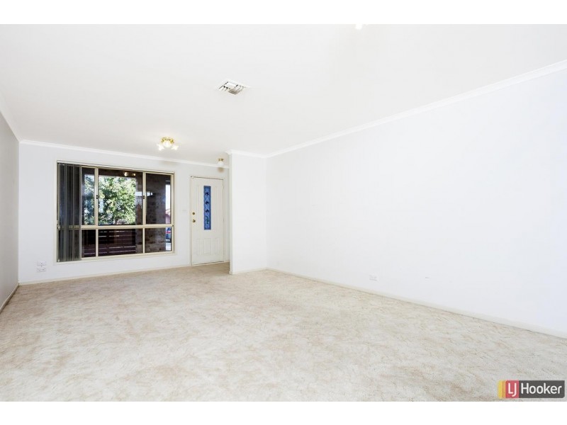 11 Favco Place, Dunlop ACT 2615