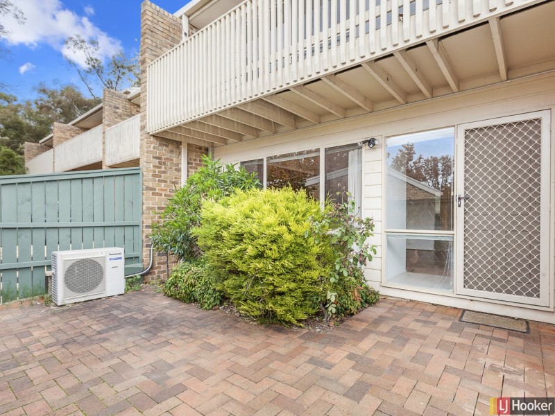 4 Earle Place, Page ACT 2614