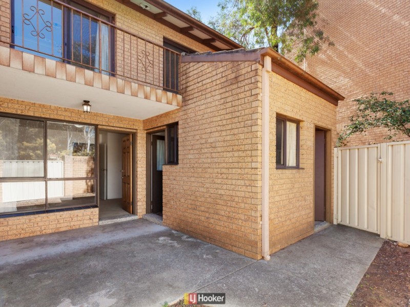 16 Thurlow Place, Belconnen ACT 2617