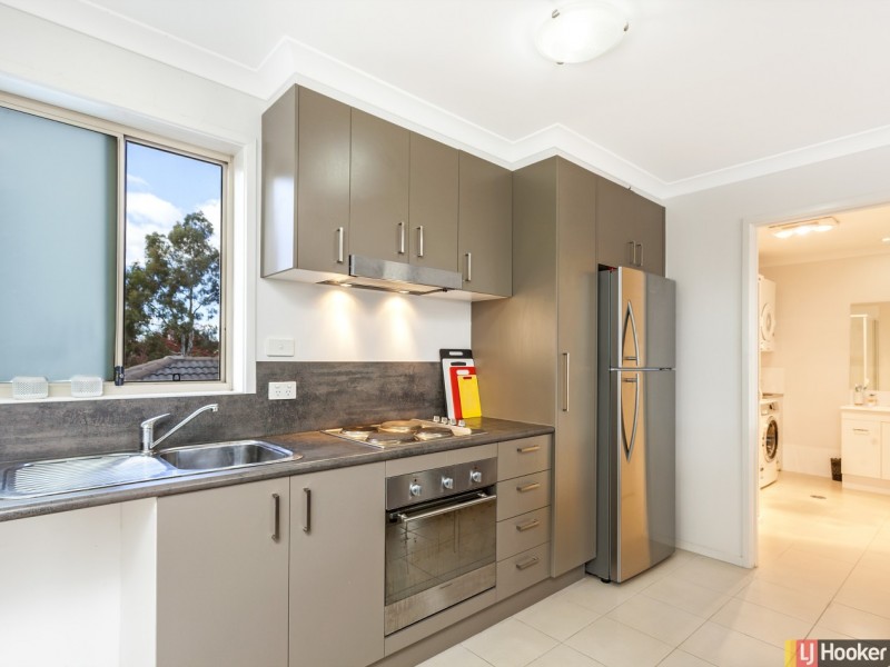 2/28 Jeff Snell Crescent, Dunlop ACT 2615