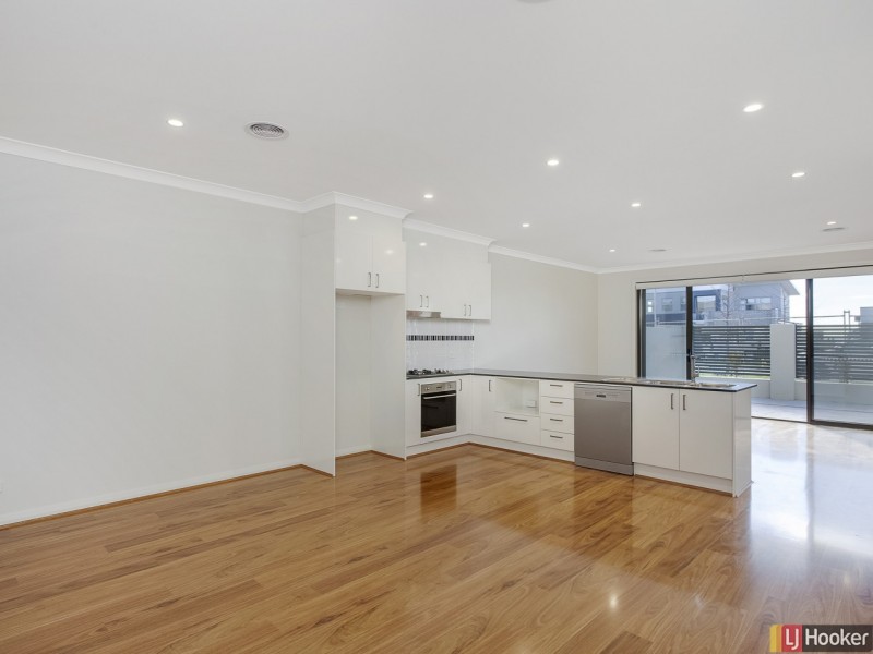 11 Sellbach Street, Weston ACT 2611