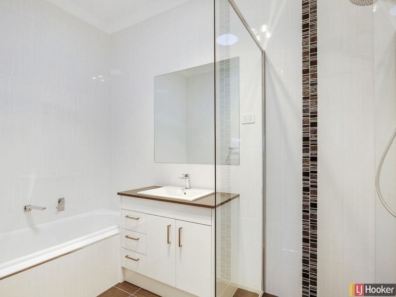 11 Sellbach Street, Weston ACT 2611