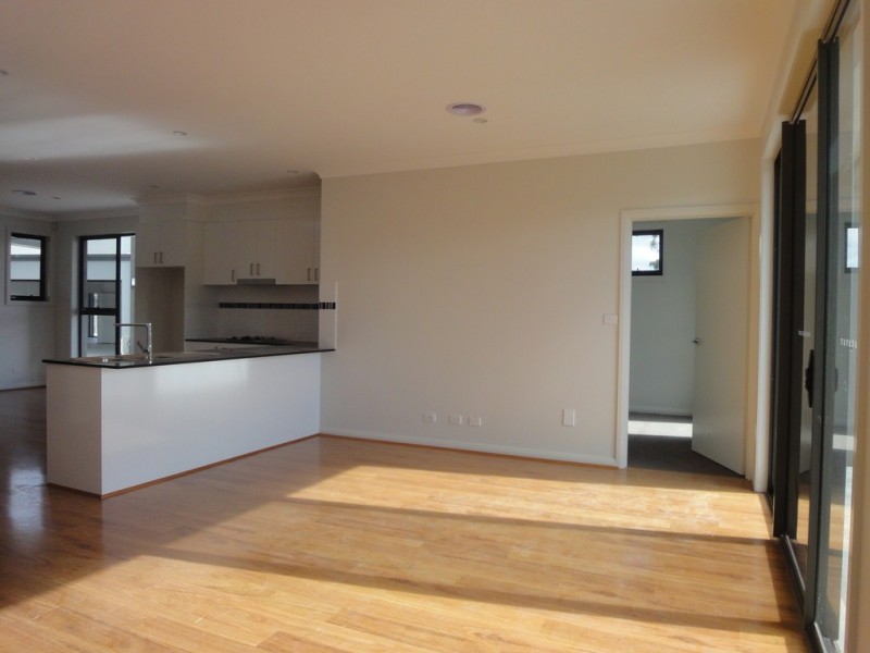 3/11 Sellbach Street, Weston ACT 2611