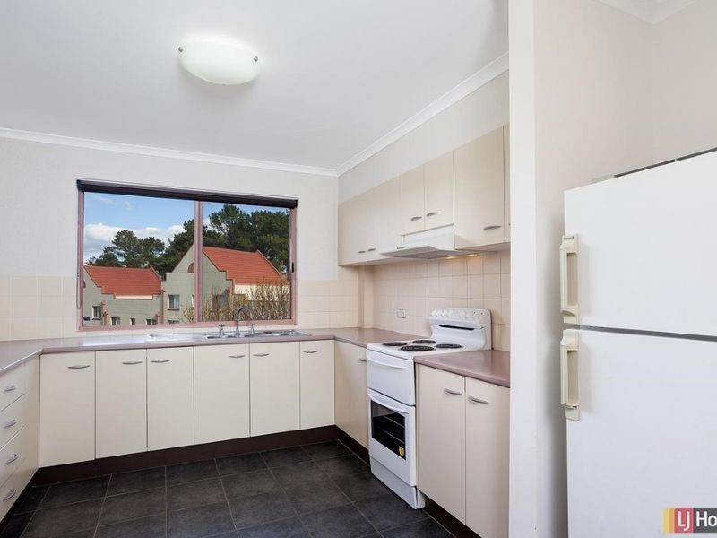 4/139 Port Jackson Circuit, Phillip ACT 2606