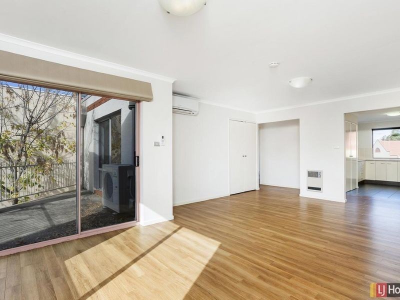 4/139 Port Jackson Circuit, Phillip ACT 2606