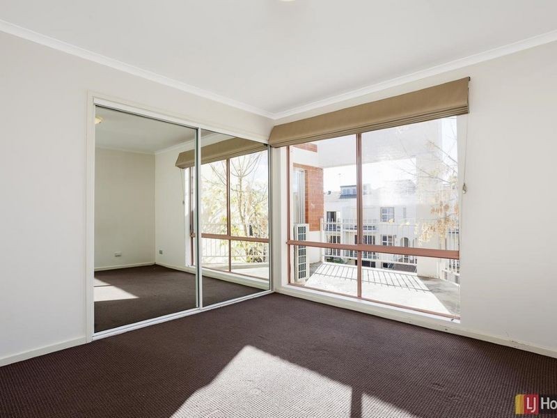 4/139 Port Jackson Circuit, Phillip ACT 2606