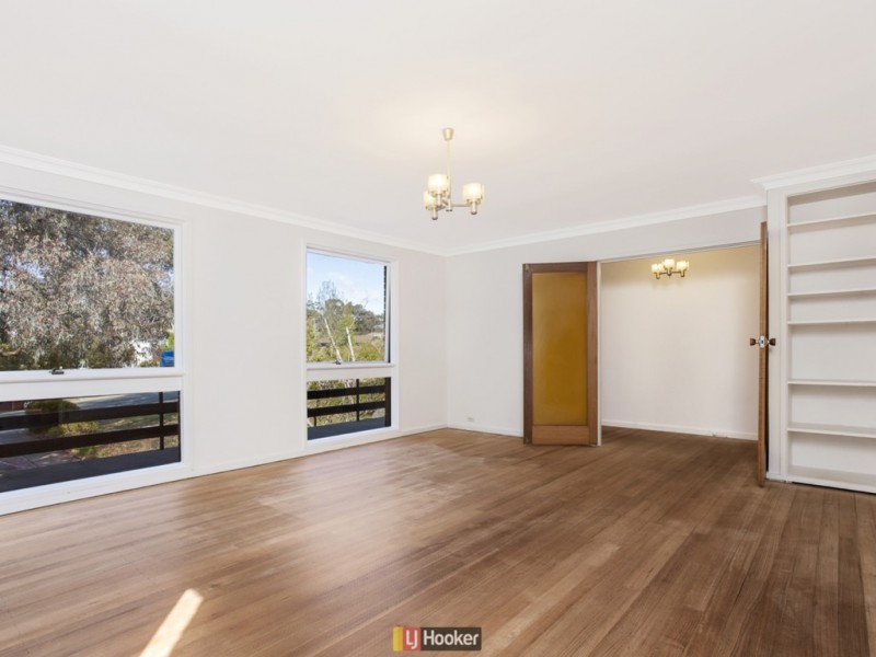 17 Abernethy Street, Weetangera ACT 2614