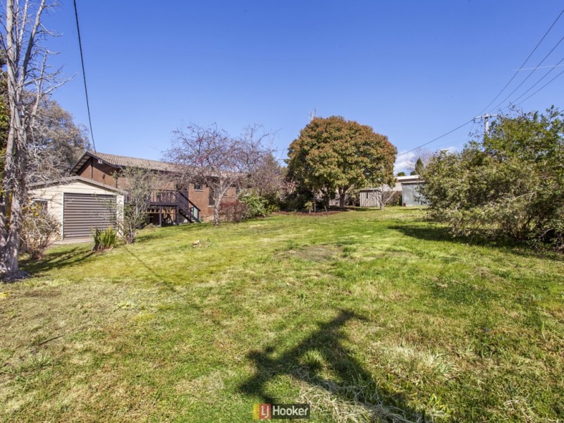 17 Abernethy Street, Weetangera ACT 2614