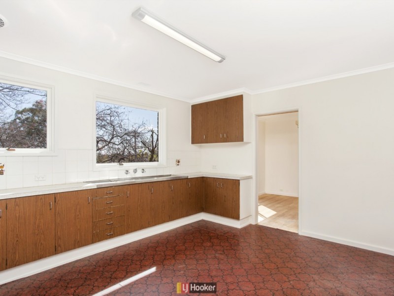 17 Abernethy Street, Weetangera ACT 2614