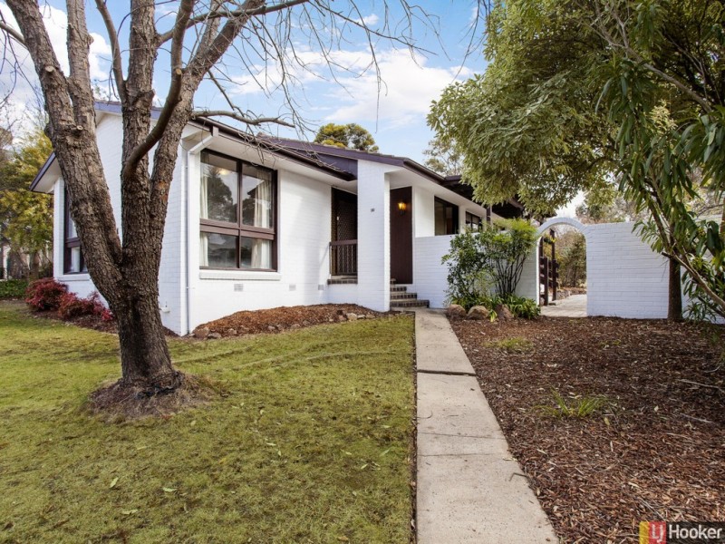 4 Shenton Crescent, Stirling ACT 2611