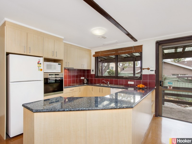 4 Shenton Crescent, Stirling ACT 2611