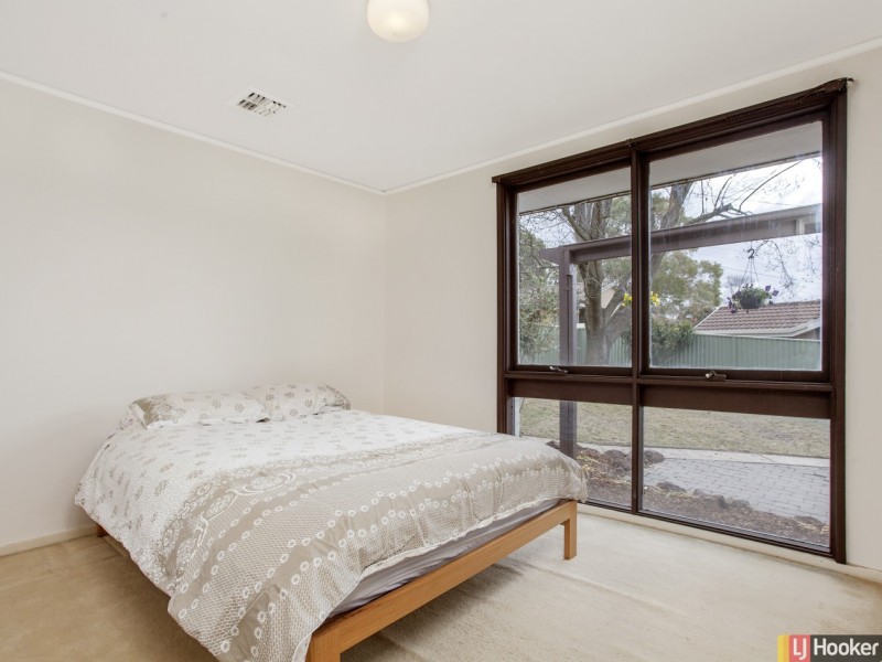 4 Shenton Crescent, Stirling ACT 2611
