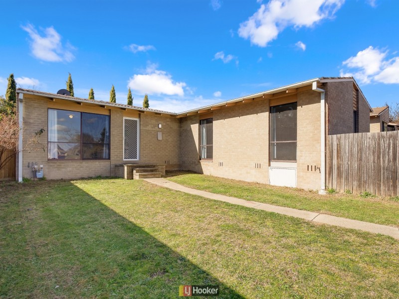 10 Kerr Place, Charnwood ACT 2615