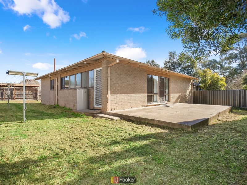 10 Kerr Place, Charnwood ACT 2615