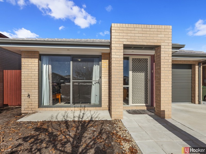9 Audrey Cahn Street, Macgregor ACT 2615