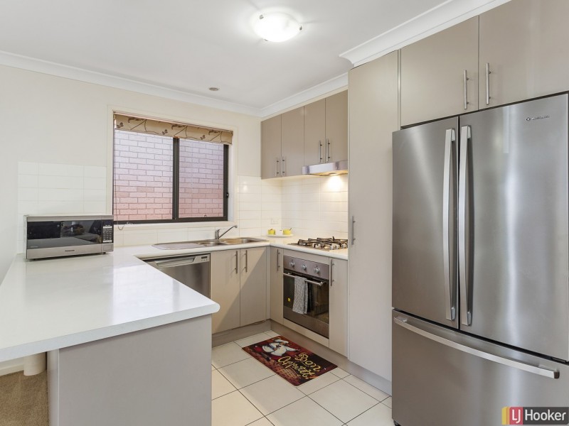 9 Audrey Cahn Street, Macgregor ACT 2615