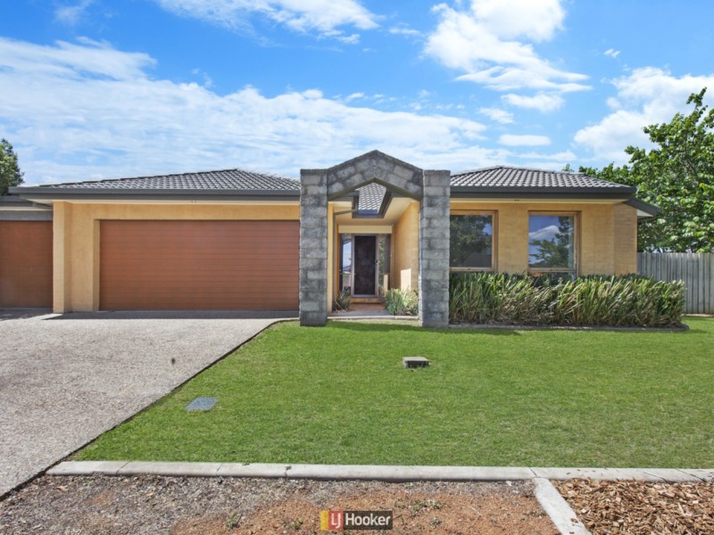 2 Simonetti Street, Dunlop ACT 2615