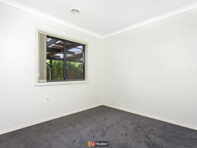2 Simonetti Street, Dunlop ACT 2615