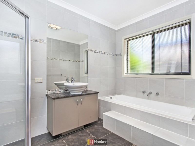 2 Simonetti Street, Dunlop ACT 2615
