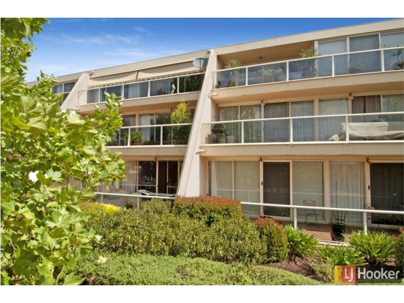 32B/9 Chandler Street, Belconnen ACT 2617