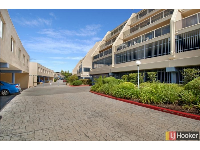 32B/9 Chandler Street, Belconnen ACT 2617