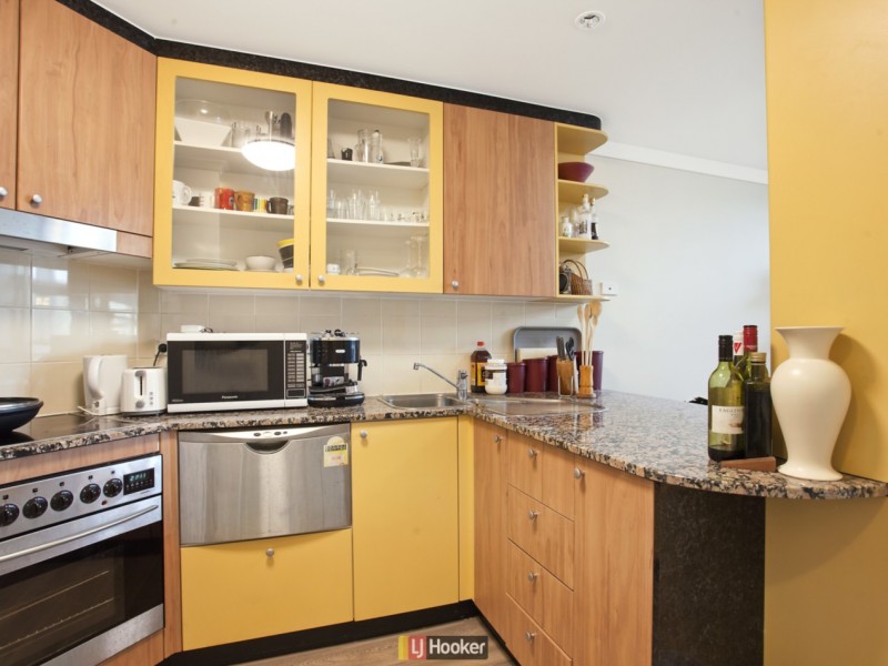 28/18 Captain Cook Crescent, Manuka ACT 2603