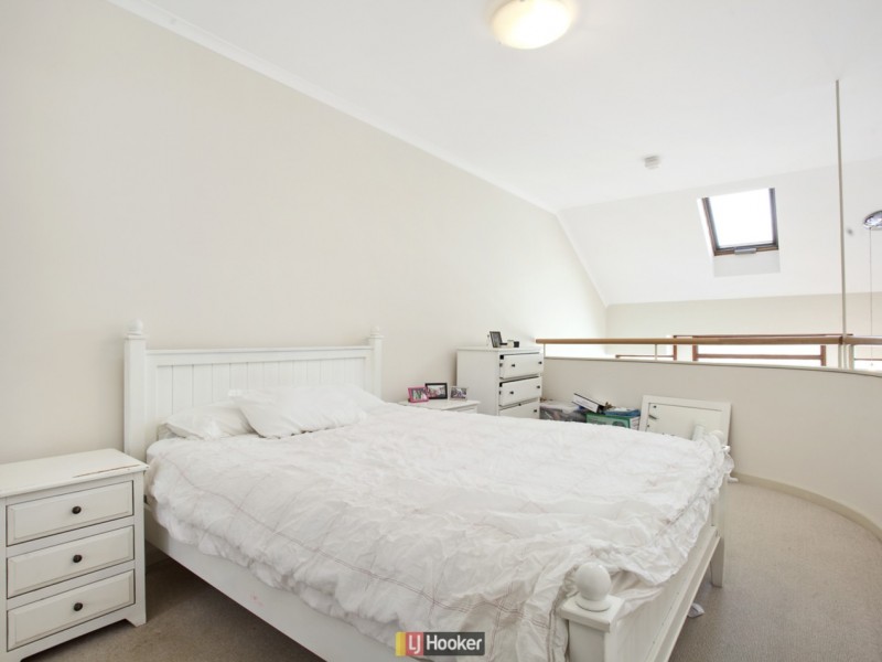 28/18 Captain Cook Crescent, Manuka ACT 2603