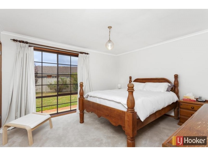 7 Dumas Street, Mckellar ACT 2617
