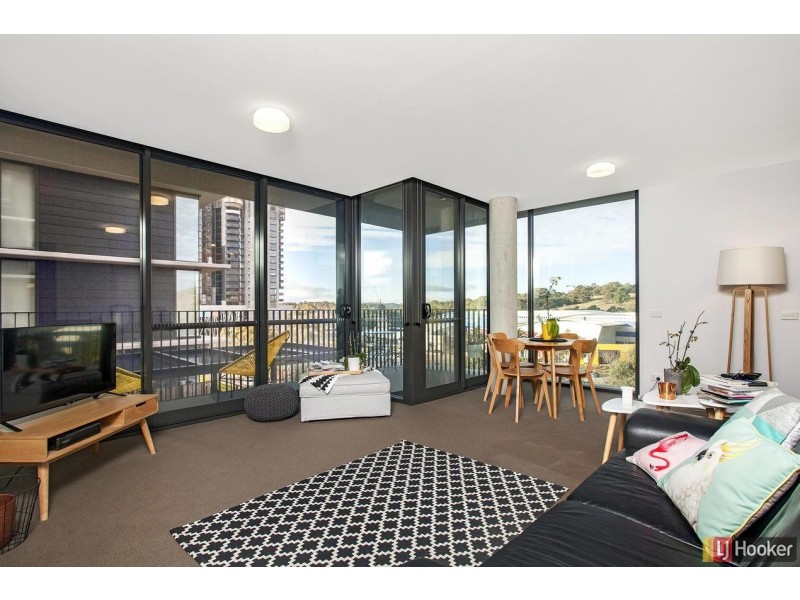 27/97 Eastern Valley Way, Belconnen ACT 2617