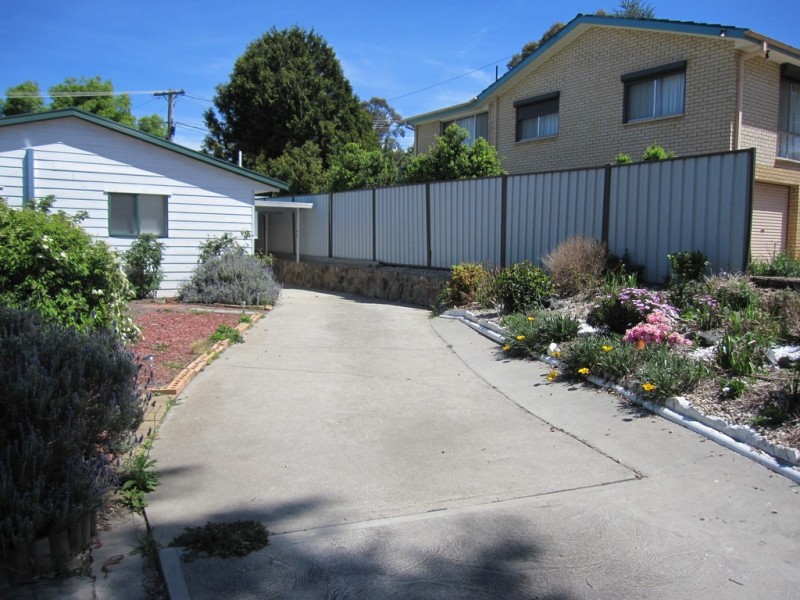 8A Cumpston Place, Macgregor ACT 2615