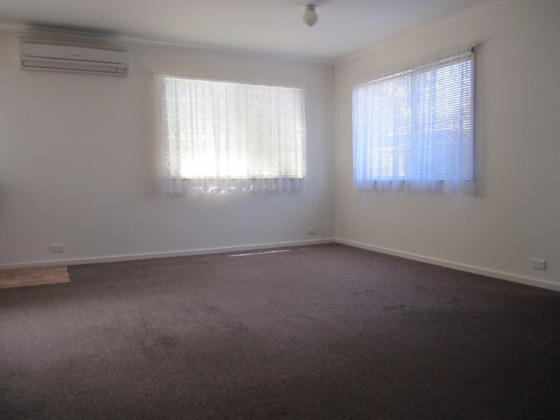 8A Cumpston Place, Macgregor ACT 2615