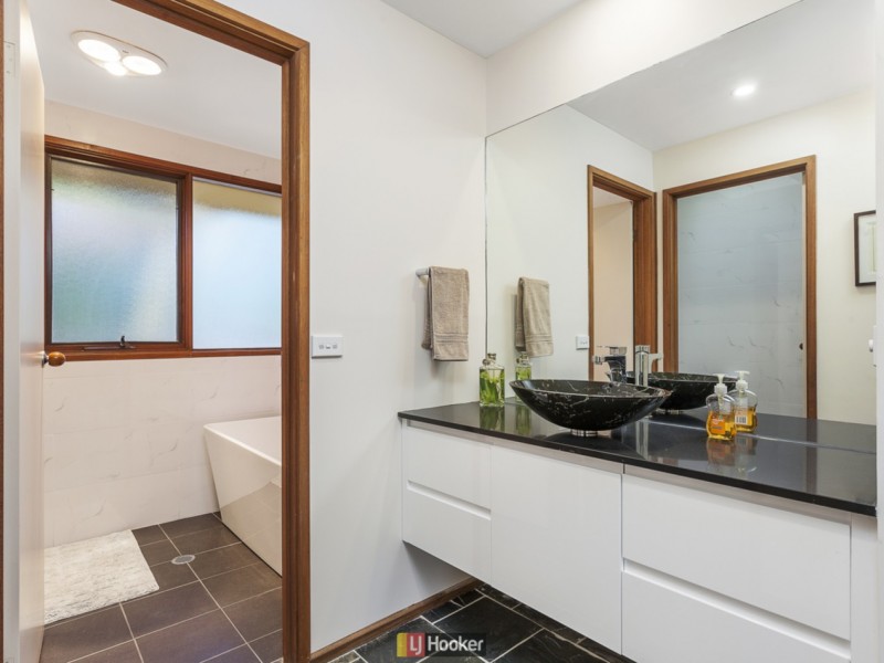 2 Barsdell Place, Mckellar ACT 2617