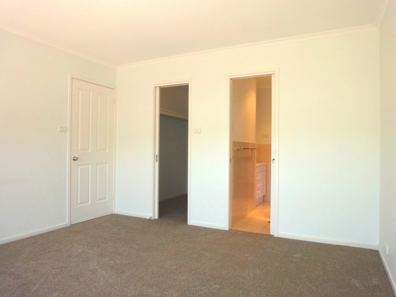 6 Mary Gillespie Avenue, Gungahlin ACT 2912